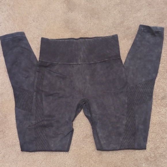 Victoria's Secret Pink Seamless Leggings - Picture 1 of 6